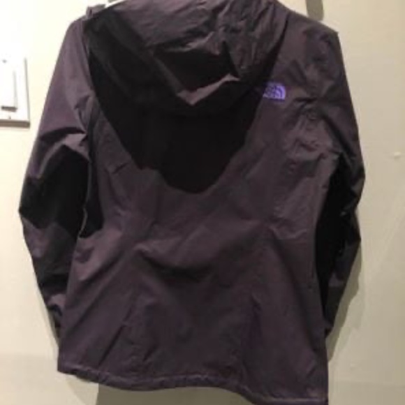 The North Face Venture II Raincoat - Picture 3 of 4